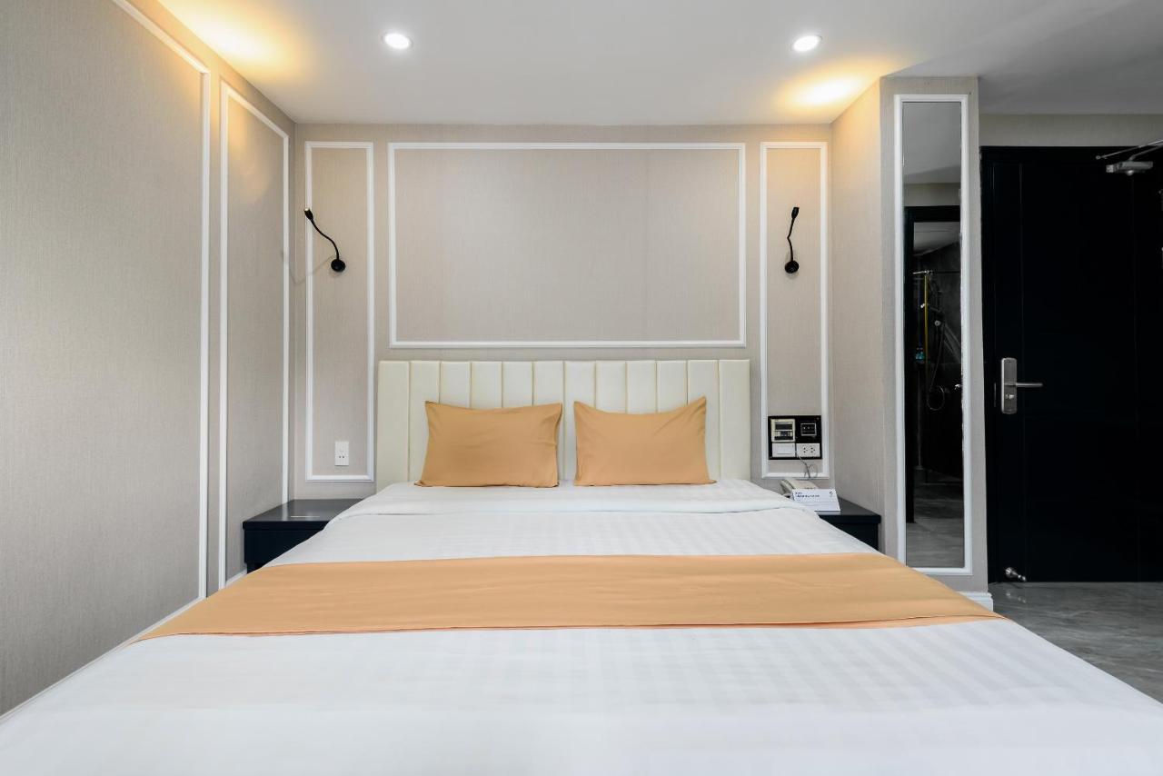 Cozrum Lux - The Arrivals Hotel Ho Chi Minh-staden Exteriör bild