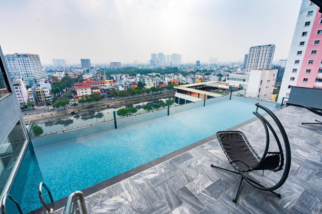 Cozrum Lux - The Arrivals Hotel Ho Chi Minh-staden Exteriör bild